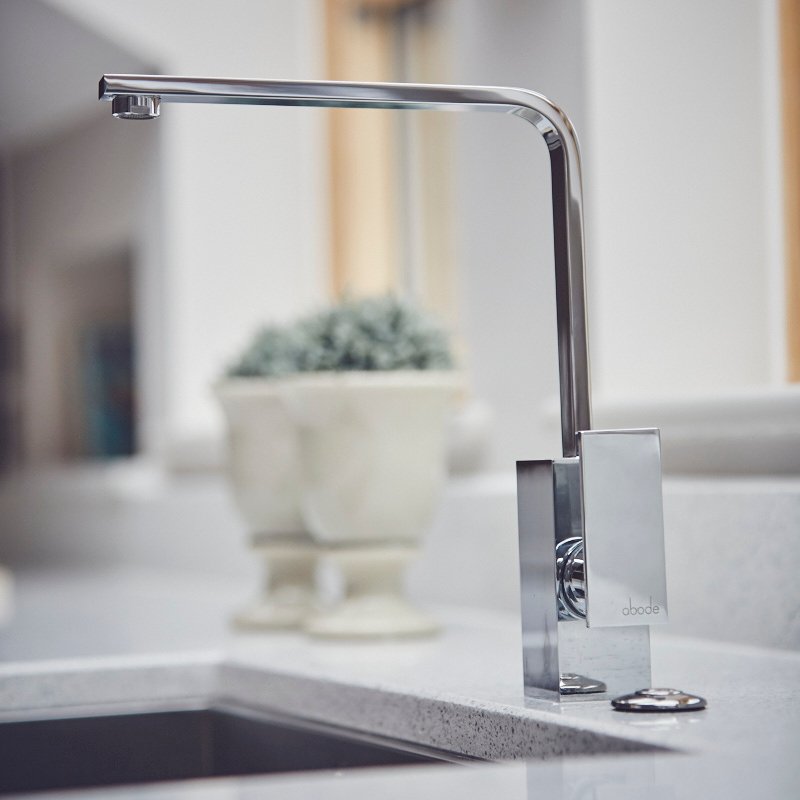 Moshulu%20Studio1025