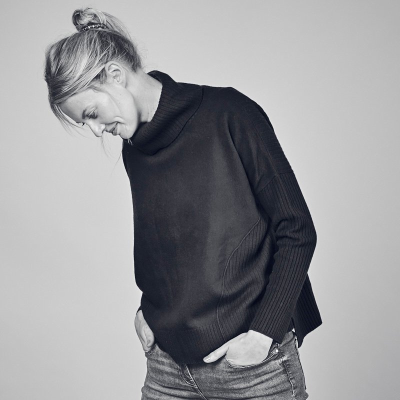 Moshulu%20Studio1006 ST